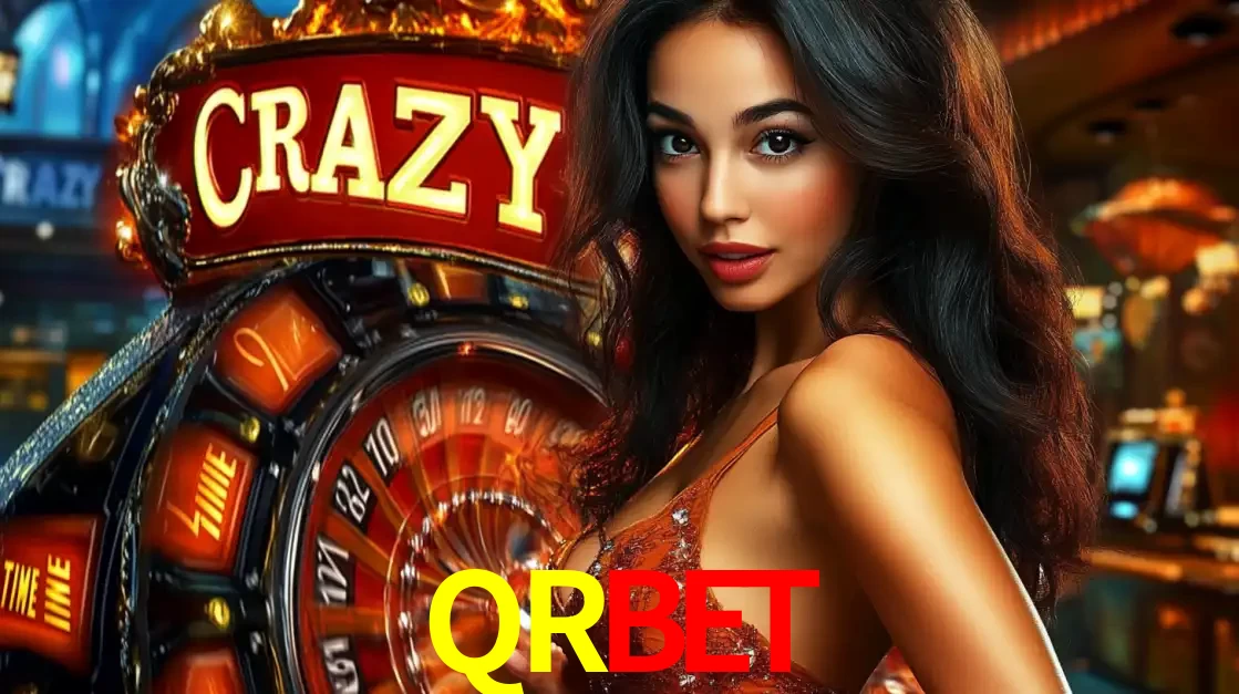 Mulher glamourosa olhando para a câmera com a roda vermelha do Crazy Time ao fundo em um ambiente de cassino, destacando a emoção dos jogos ao vivo no QRBET.